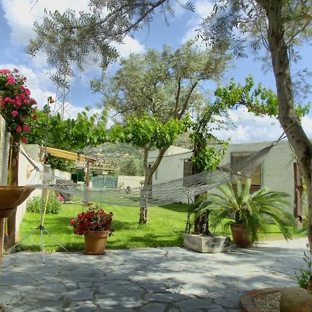 Casa Vacanze Borgo Borghese Sant'Alessio Siculo Exterior photo
